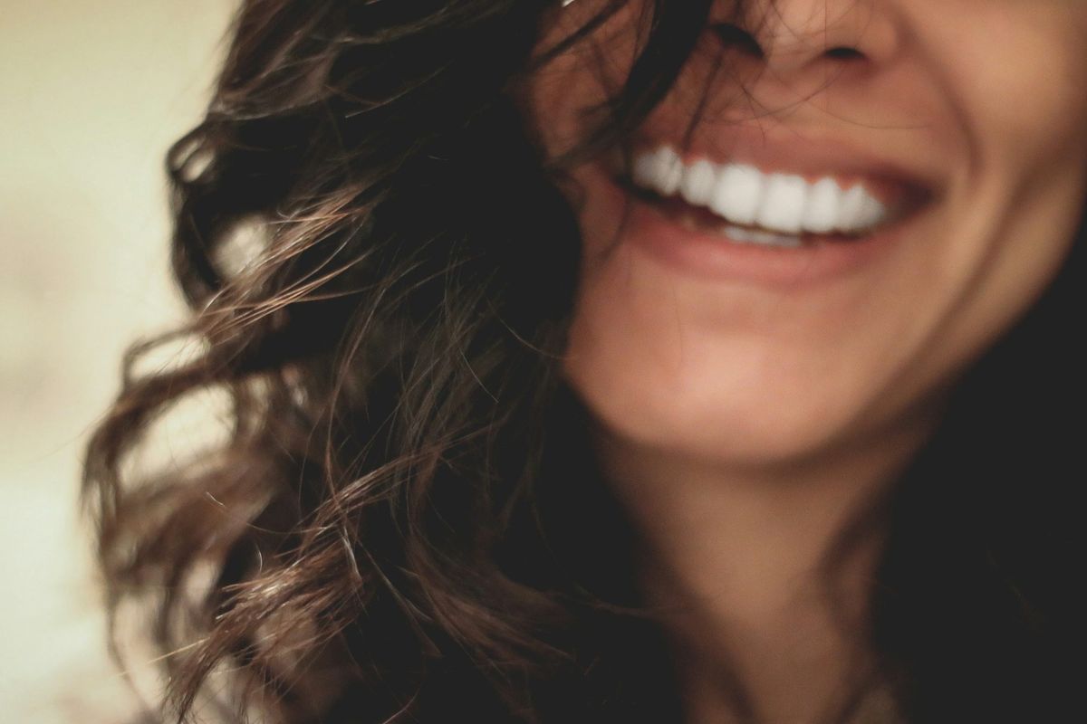 Mujer sonriendo